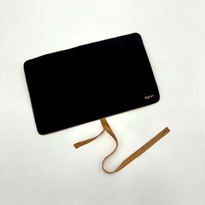 Dyson Corrale HS03 Hair Straightener Heat Resistant Travel Pouch Mat only.